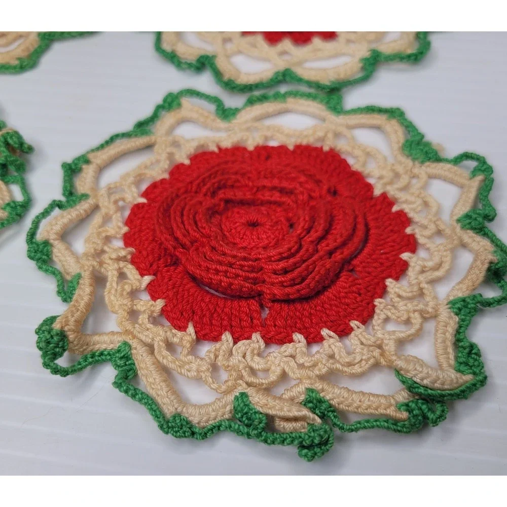 Collectible Handmade Crocheted Red, Green & Beige Rose Floral‎ 4